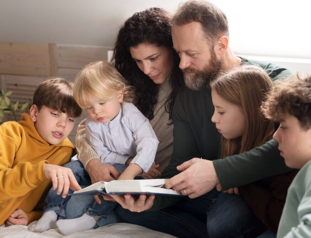 Como educar os filhos nos dias de hoje? Dicas e livros recomendados