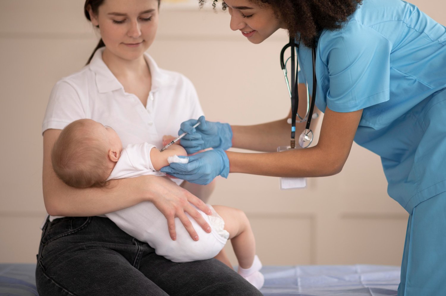 Vacinas Obrigatórias: Protegendo seu Bebê com Segurança